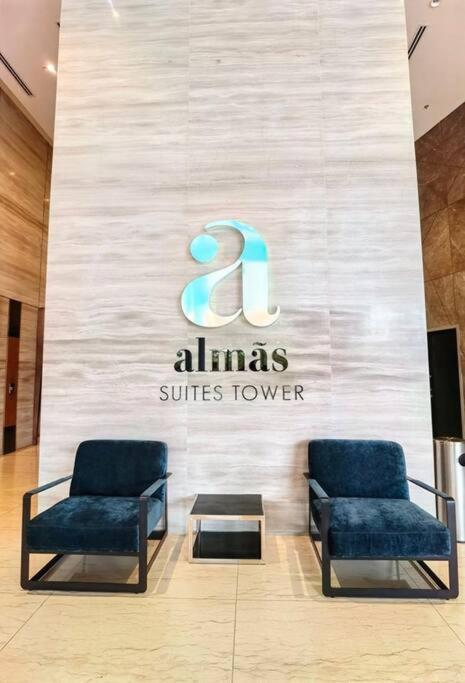 C0704 Almas Suite Seaview & Netflix Stay 努沙再也 外观 照片
